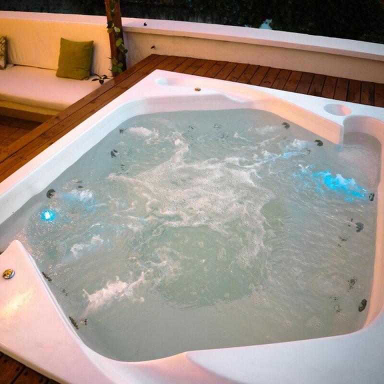 Casa Coral, Penthouse con Jacuzzi & Piscina en Centro Historico - Apartamento de 3 dormitorios Premium - 19