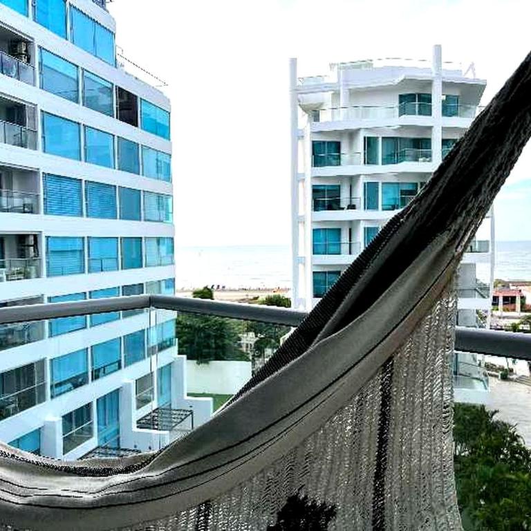 Luxurious 3-Bedroom Apartment with Shared Pool in Bolvar - Apartment - 18
