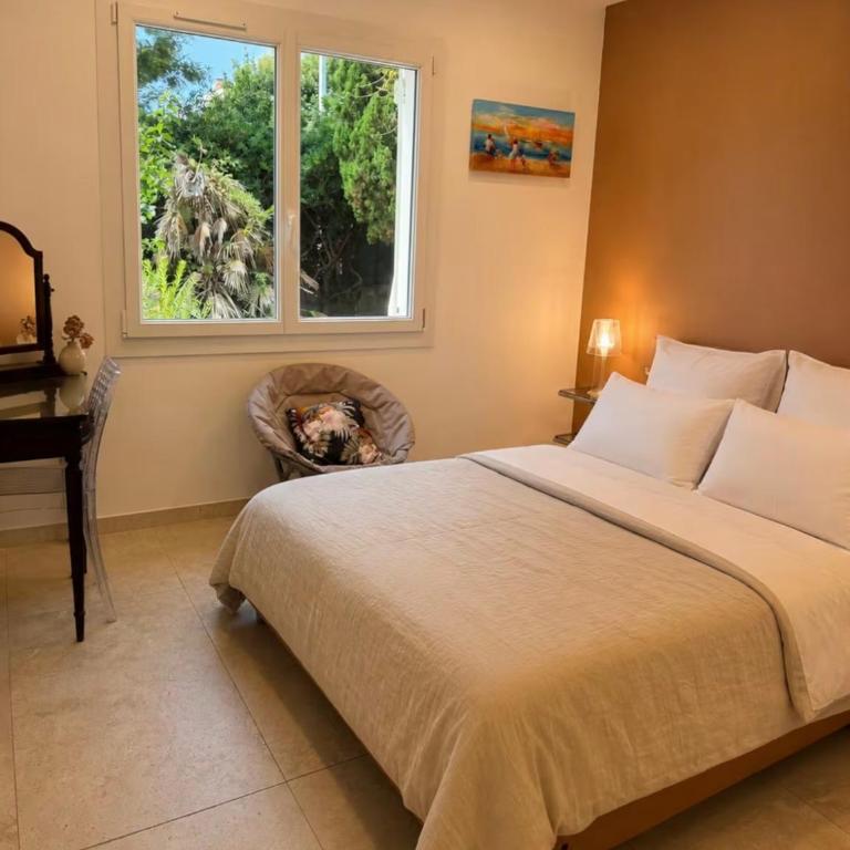 Maison familiale les Sablettes près de la mer - Casa de 3 dormitorios - 8