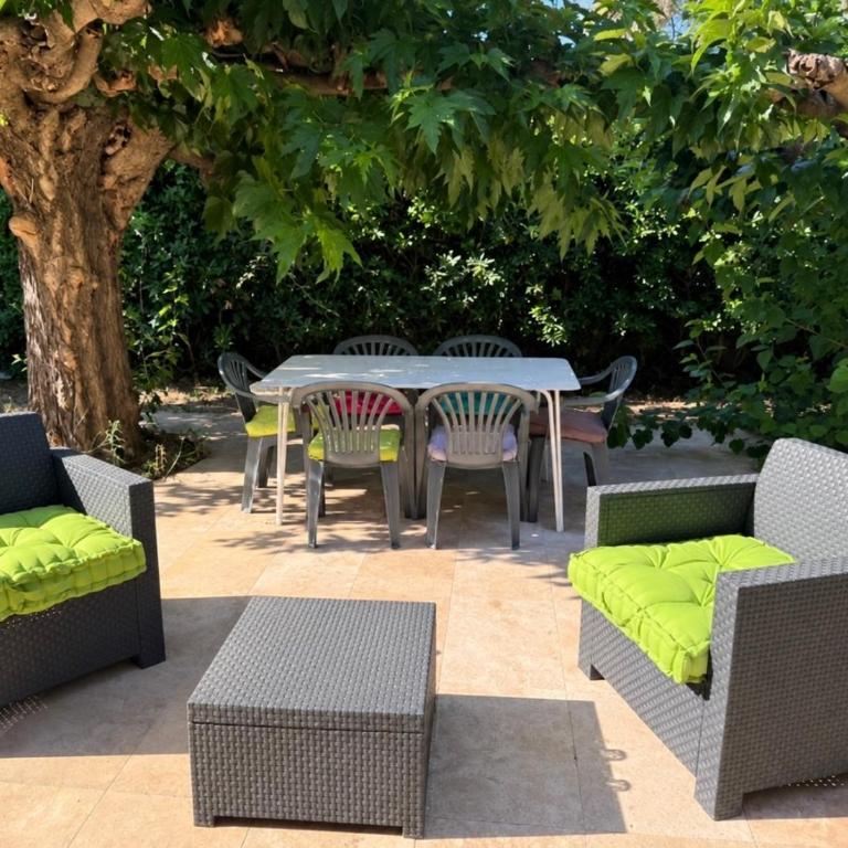 Maison familiale les Sablettes près de la mer - Casa de 3 dormitorios - 14