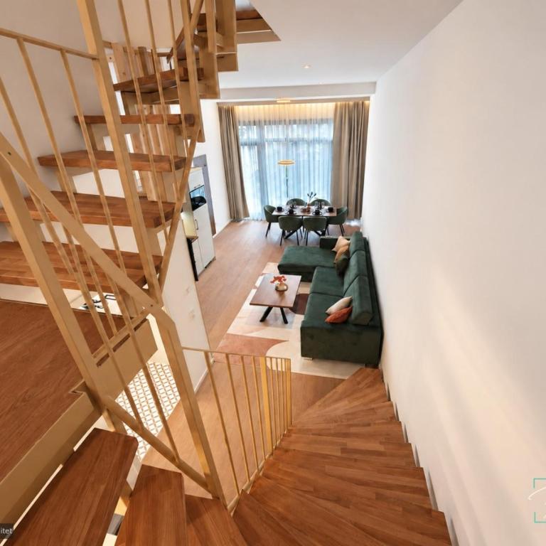 Homely Stay - Modern TownHouse - Deluxe Apartment mit Balkon und 2 Schlafzimmern - 14