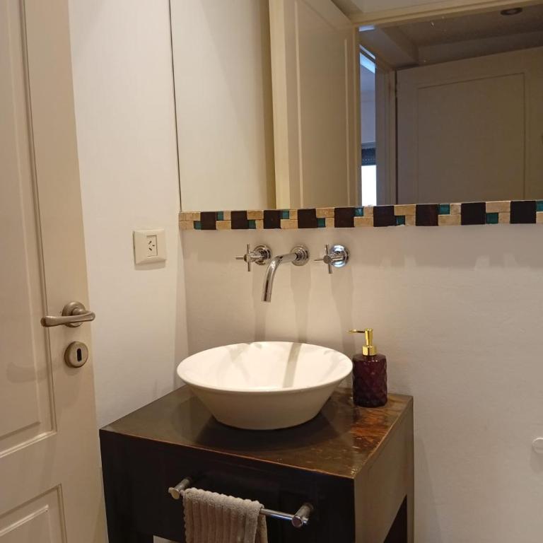 Luz Sol y Pileta en Palermo Las Cañitas - Apartamento de 2 dormitorios - 8