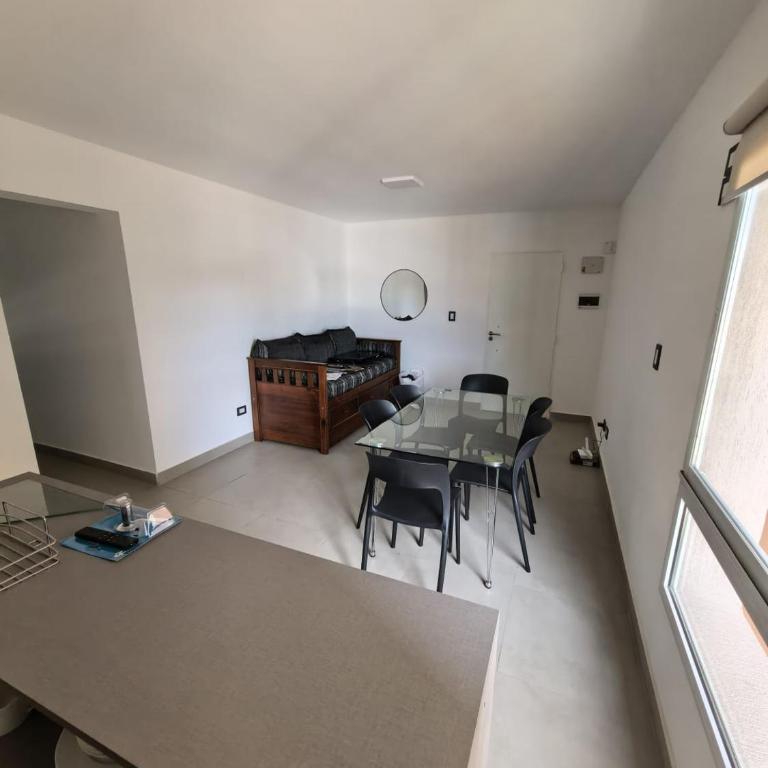 Departamento Céntrico Con vista a las sierras - One-Bedroom Apartment - 9