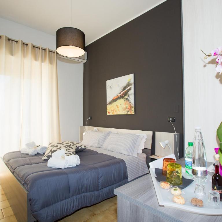 B&B Albergo Sicilia City Center - Camera Matrimoniale con Balcone - 2