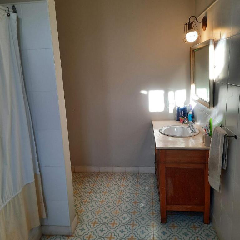Encantadora estancia con pileta y parque privados - Casa de 4 dormitorios - 17