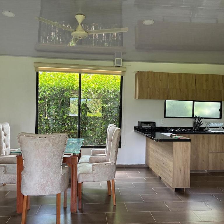 Casa de Lujo with sun pool in Carmen de Apicala - Four-Bedroom House - 9