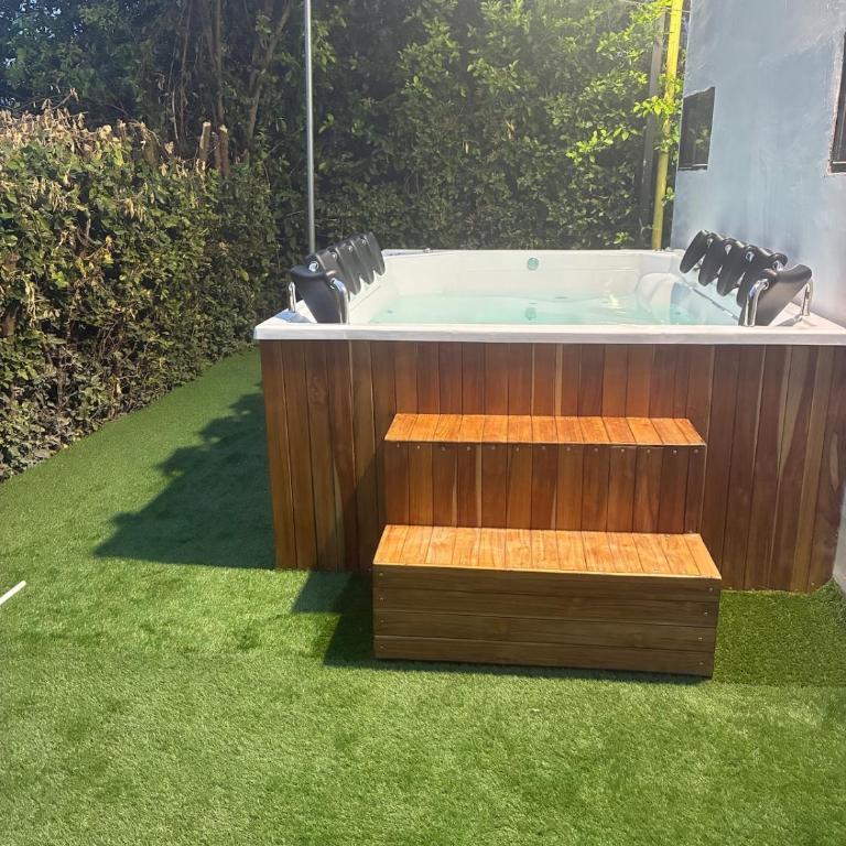 Casa de Lujo with sun pool in Carmen de Apicala - Four-Bedroom House - 34