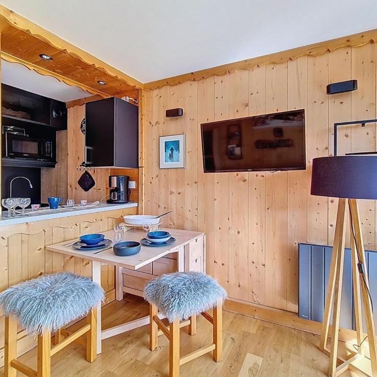 Appartement confortable ski-in/ski-out, balcon sud - Studio - 9