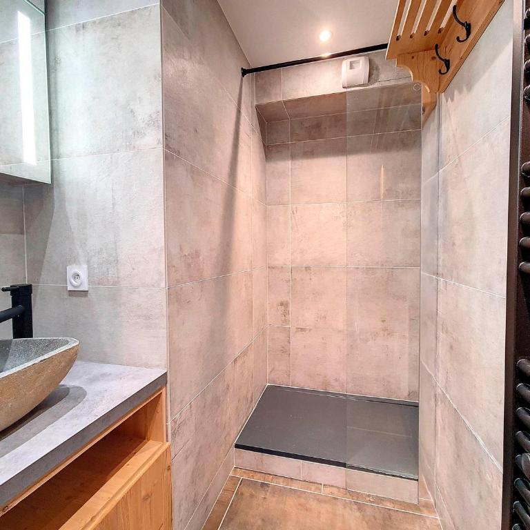 Studio charmant avec balcon, au pied des pistes, 4 pers. - Studio - 11
