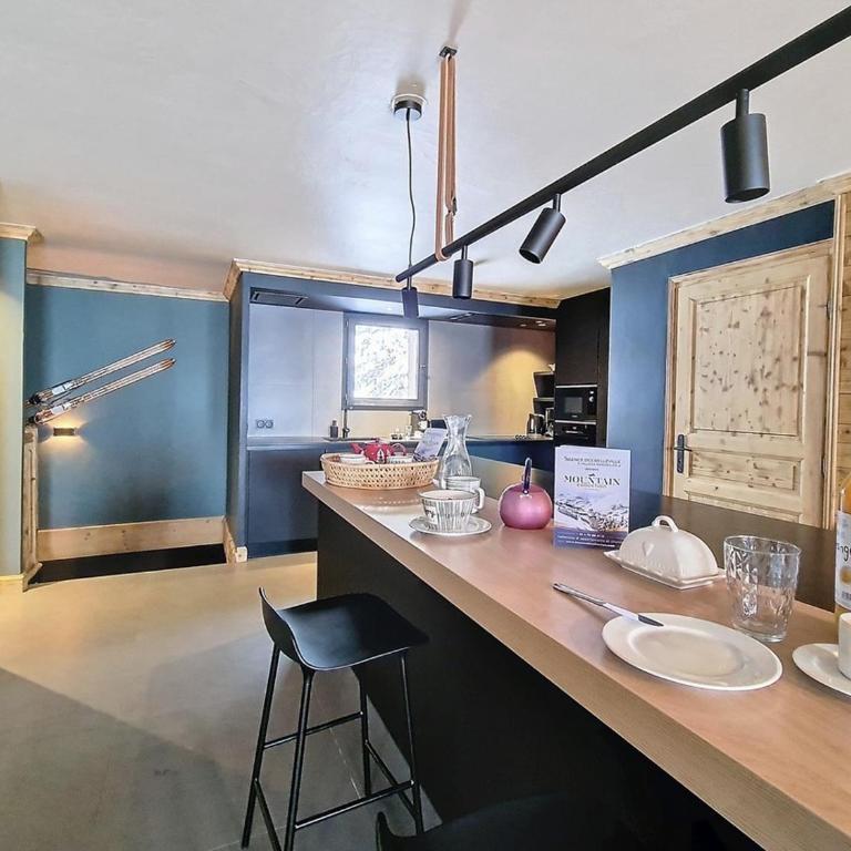 Triplex Spacieux au Pied des Pistes avec Balcons - Appartement 5 Chambres - 3