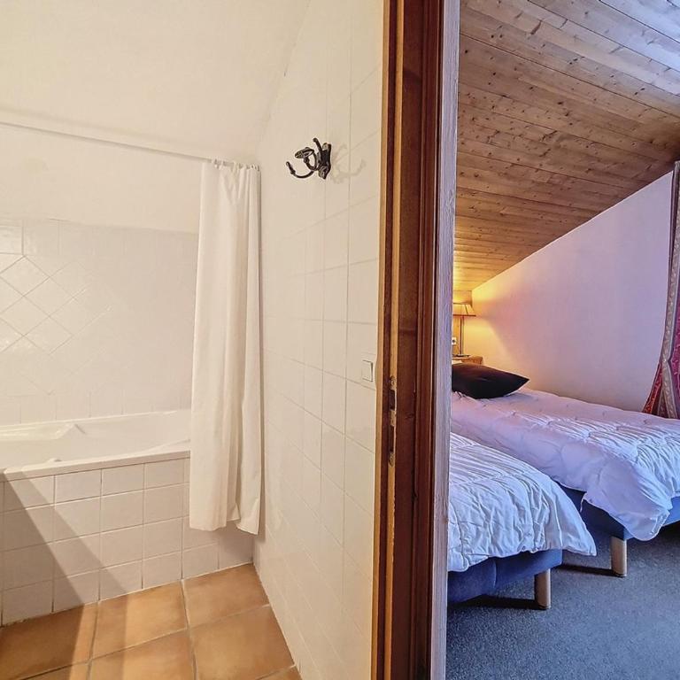 Triplex Spacieux au Pied des Pistes avec Balcons - Appartement 5 Chambres - 14