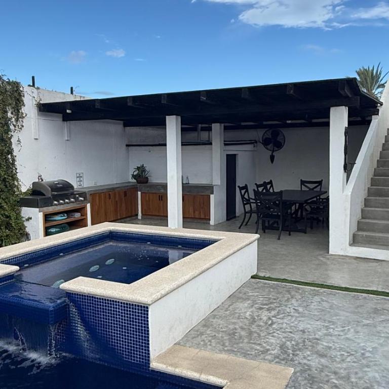 4 Bedroom home in an amazing location in downtown Cabo San Lucas - Haus mit 4 Schlafzimmern - 84