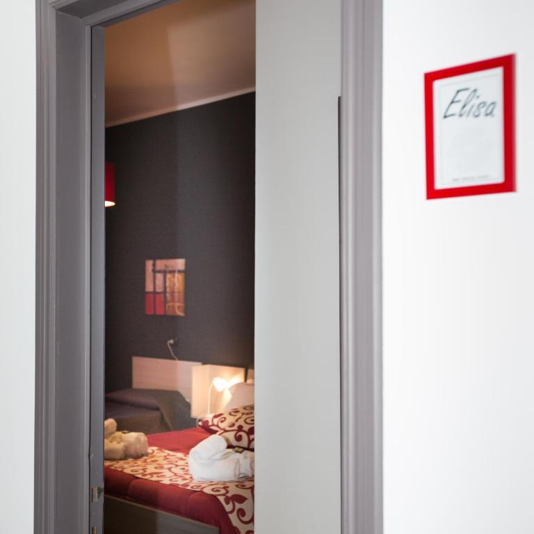 B&B Albergo Sicilia City Center - Camera Matrimoniale con Balcone - 3