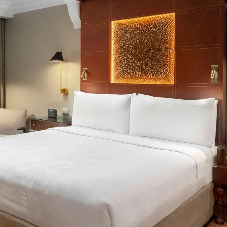 JW Marriott El Convento Cusco - Habitación Deluxe con 1 cama extragrande - 3