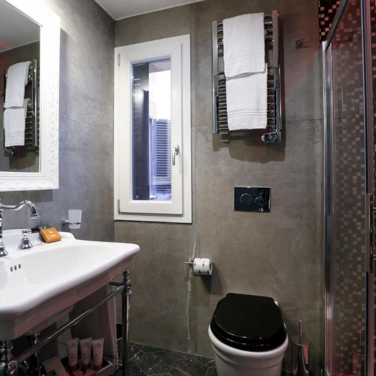 Saint B Boutique Hotel STB - Camera Matrimoniale Standard - 15