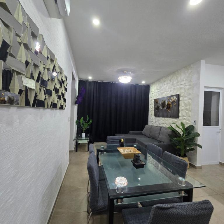 departamento con laguna artificial - Two-Bedroom Apartment - 46