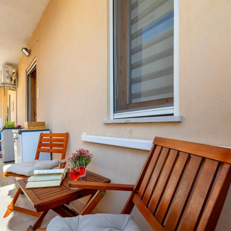 Riviera House Alghero - Two-Bedroom Apartment with Terrace - 36