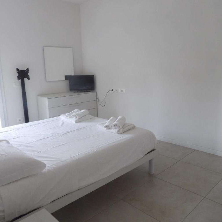 Ninni Eco Suite - Two-Bedroom Apartment - 9