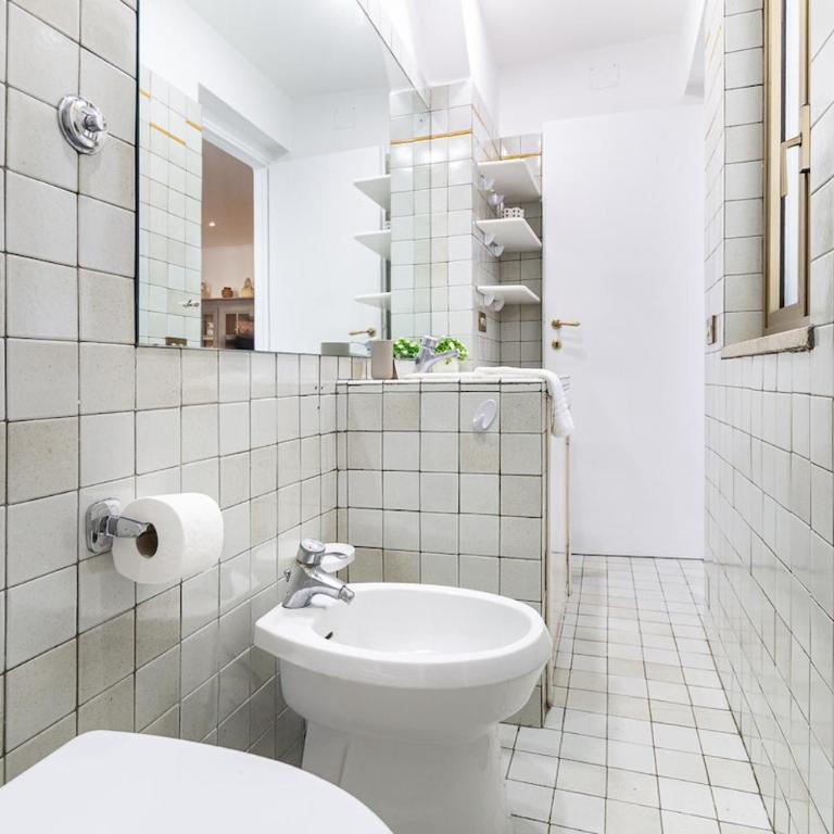 Termini Suite - 7 minutes from Roma Termini - Two-Bedroom Apartment - 13