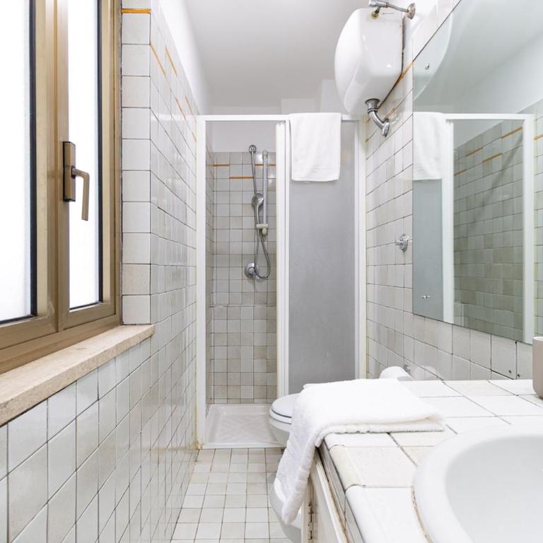 Termini Suite - 7 minutes from Roma Termini - Two-Bedroom Apartment - 14