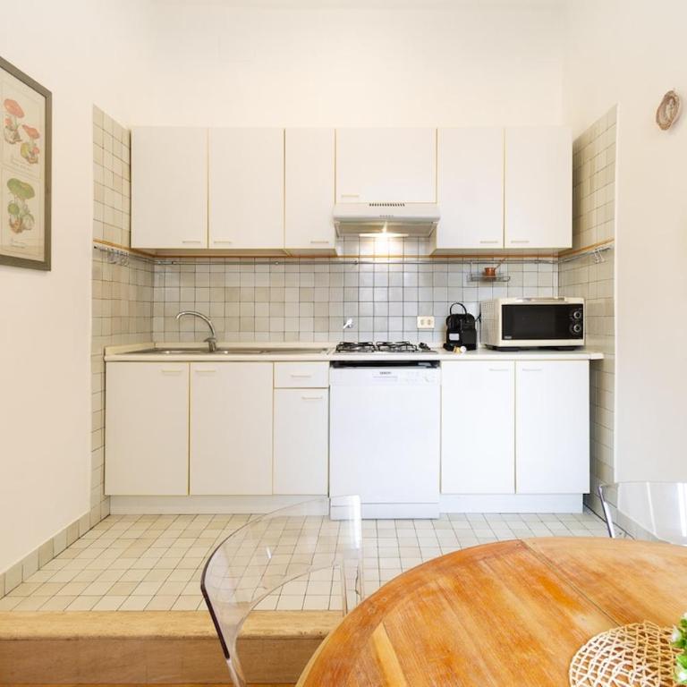 Termini Suite - 7 minutes from Roma Termini - Two-Bedroom Apartment - 19