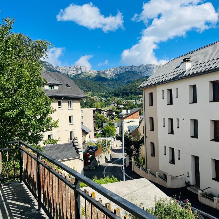 Centre à pied - Grande terrasse - Garage privé - Appartement 2 Chambres - 17