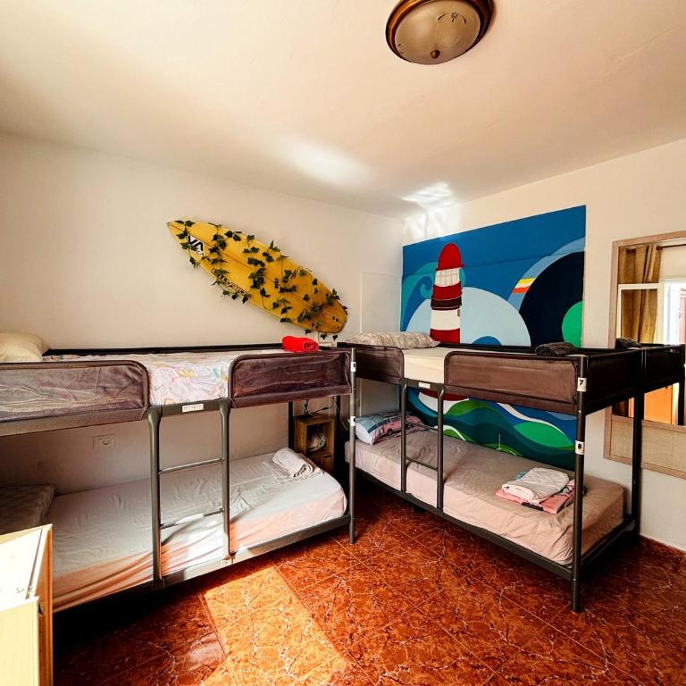 Hostel Banana Surf House - Posto Letto in Dormitorio Maschile per 4 Persone - 19