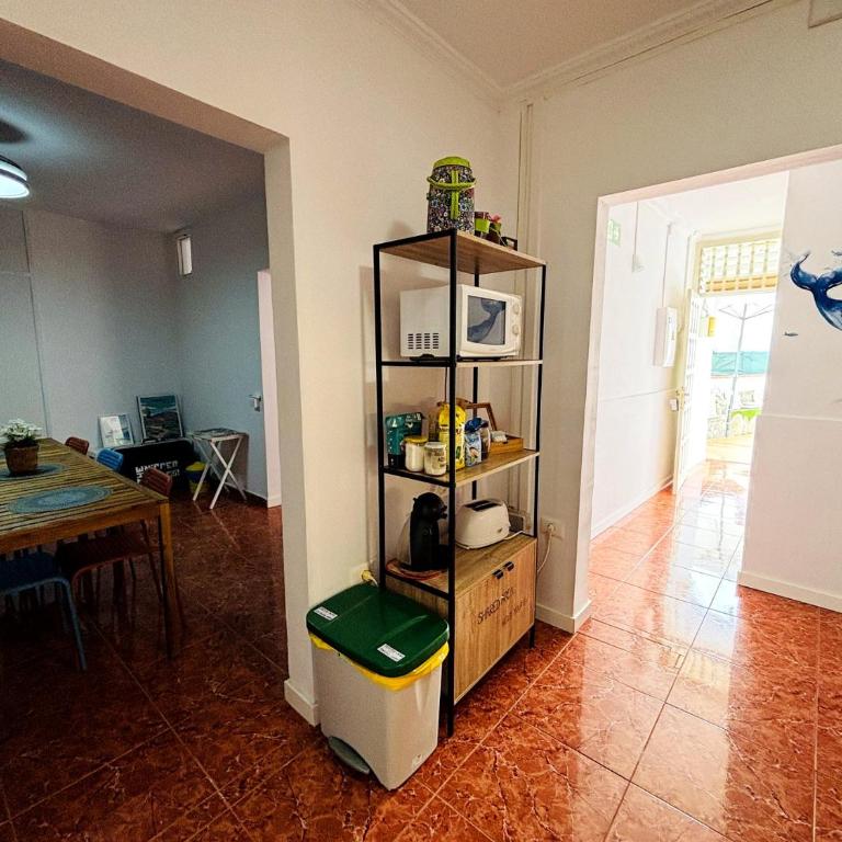 Hostel Banana Surf House - Posto Letto in Dormitorio Maschile per 4 Persone - 20