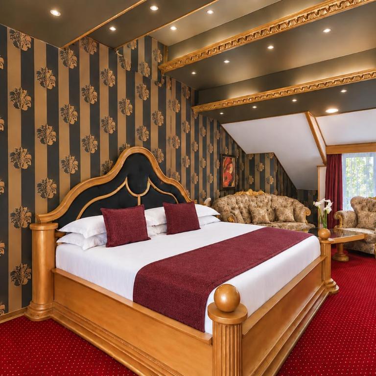Prezident Hotel Novi Sad - Outdoor Pool & Spa - Präsidentensuite mit Balkon - 2
