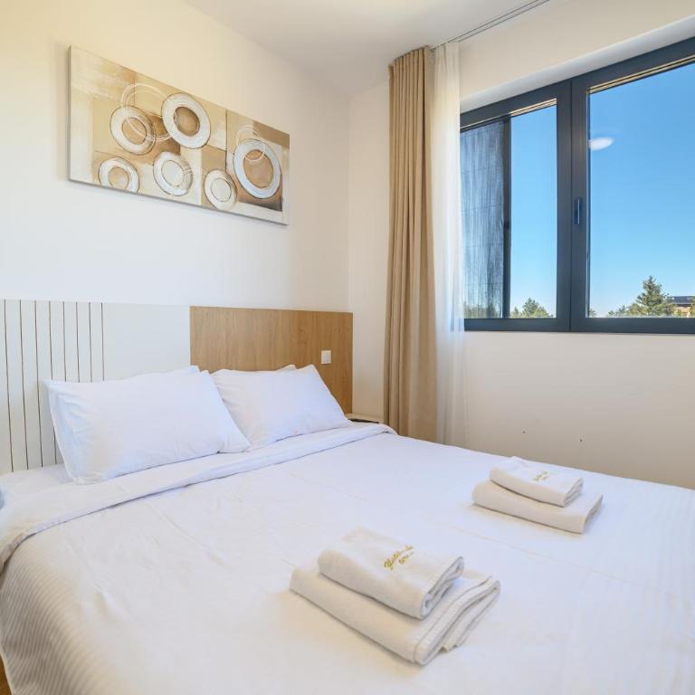Zlatiborske terase Spa&Wellness - Apartment mit 1 Schlafzimmer, Terrasse und Aussicht auf die Straße - 20