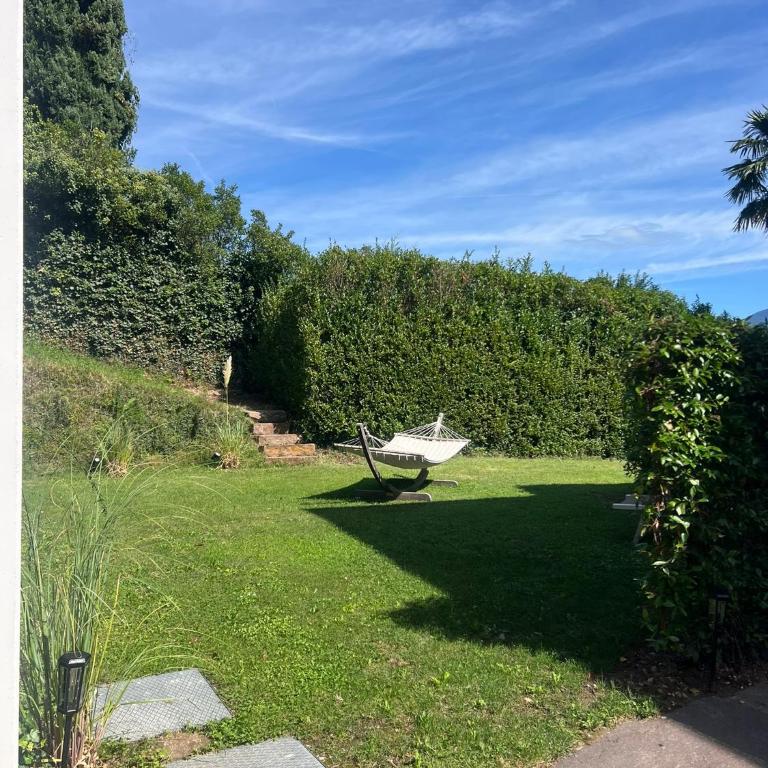 Luxury Apartment with Private Garden & Vineyard Views in Kaltern - Camera Matrimoniale con Bagno Privato - 2