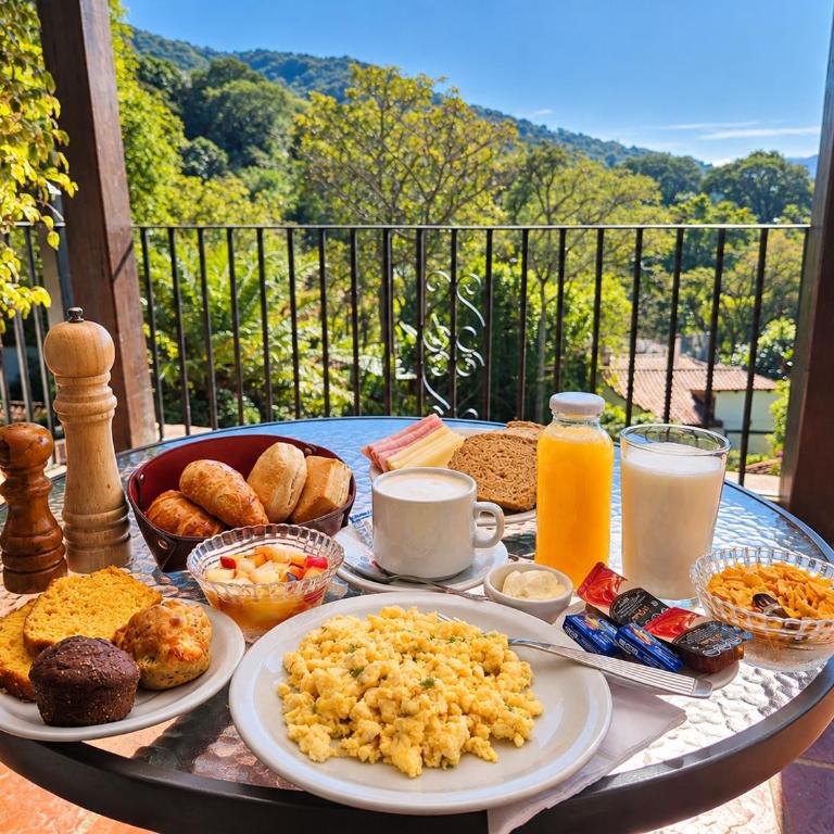 Casitas del Rio en Hotel Selva Montana - Two-Bedroom Villa - 2