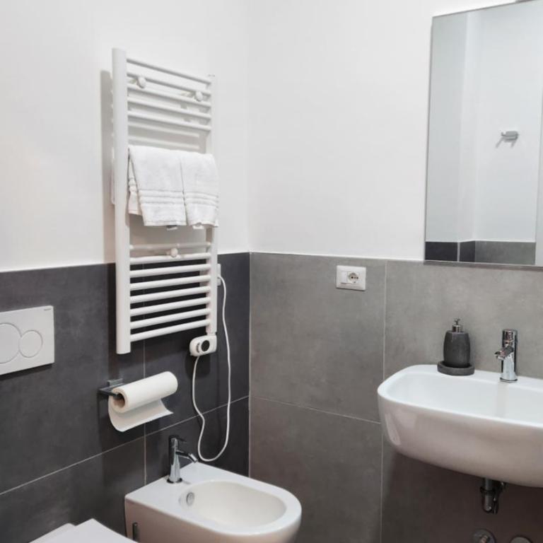 DEA APARTAMENT BERGAMO Center - Appartamento con 1 Camera da Letto - 4