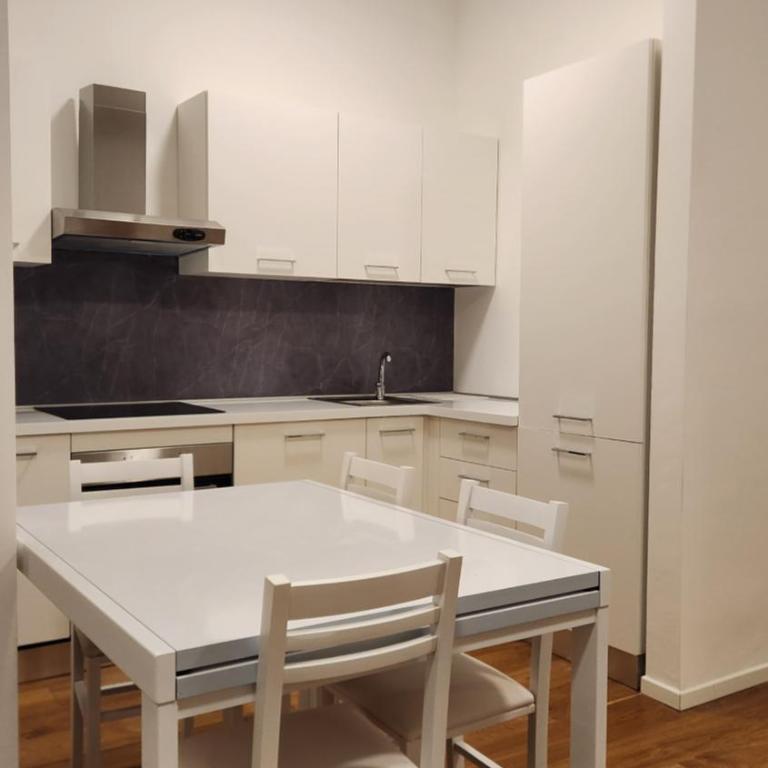 DEA APARTAMENT BERGAMO Center - Appartamento con 1 Camera da Letto - 2