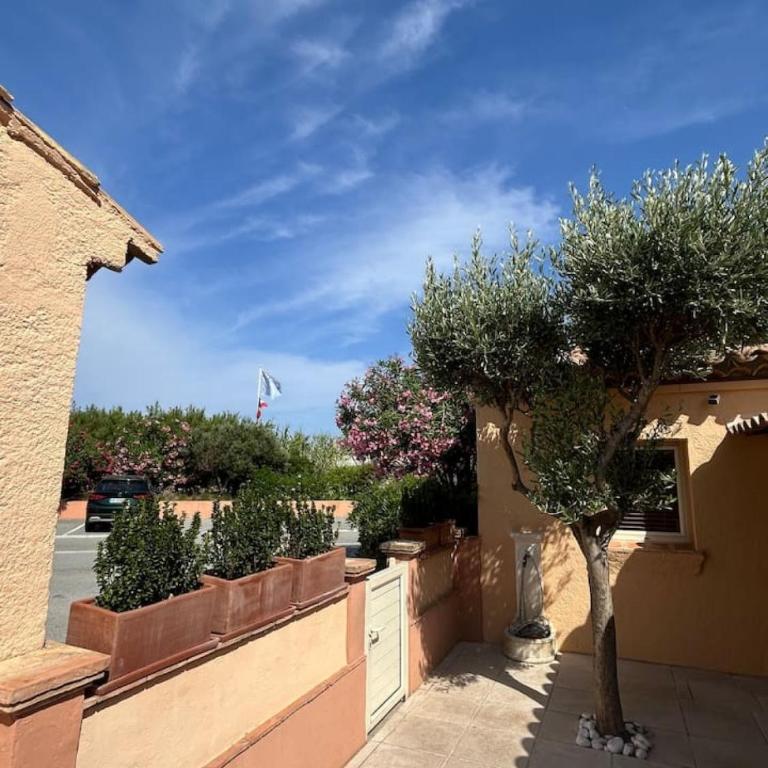 Appart cosy 2Ch terrasse,1min à pied plage Maxime - Appartement 2 Chambres - 15