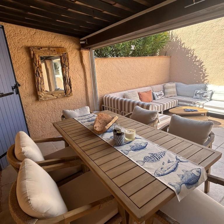 Appart cosy 2Ch terrasse,1min à pied plage Maxime - Appartement 2 Chambres - 16