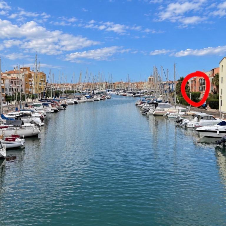 Vue Port, piscine et parking 4 Couchages Appartement Entièrement Rénové - Appartamento con 1 Camera da Letto - 11