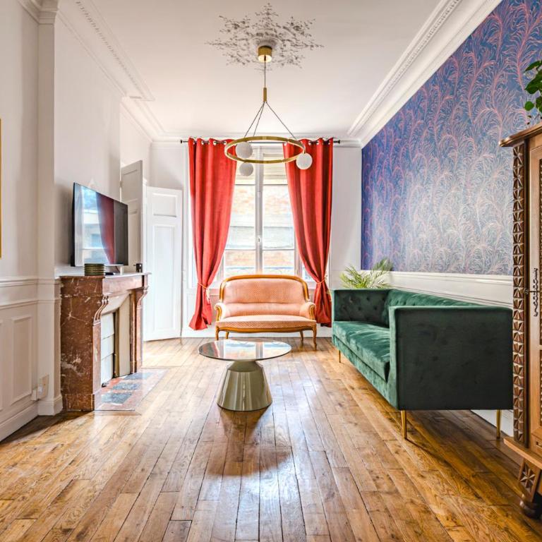 12 Jeanne d'Arc 1G - Center - Cathedral - Appartement 3 Chambres Premium - 1