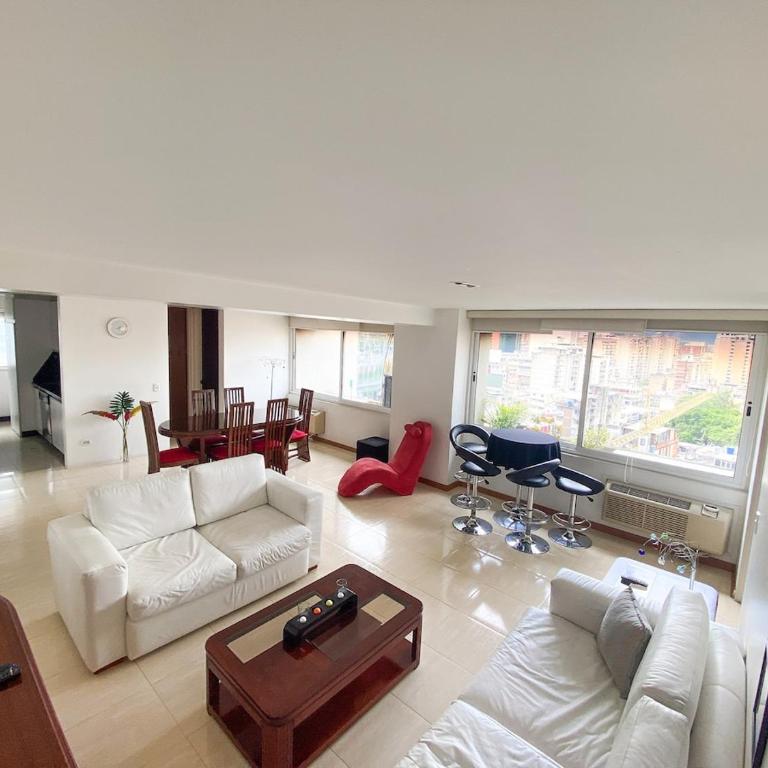 Altamira Luxury 107 m2, 24-hour water supply - Apartamento de 1 dormitorio - 1