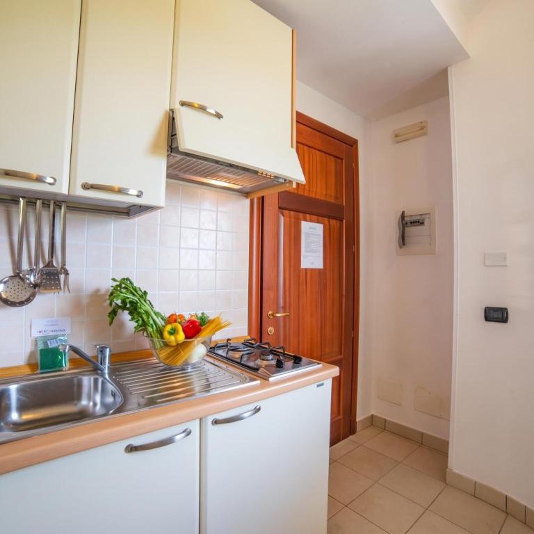 Blumare Resort - One Bedroom Apartment with Balcony 1 - 2