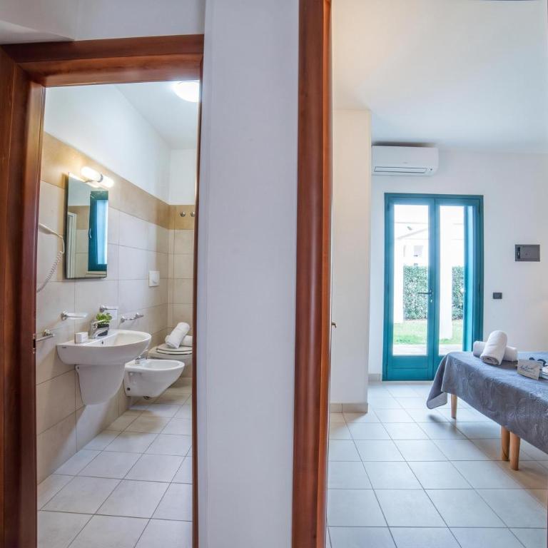 Blumare Resort - One Bedroom Apartment with Garden 7 - 5