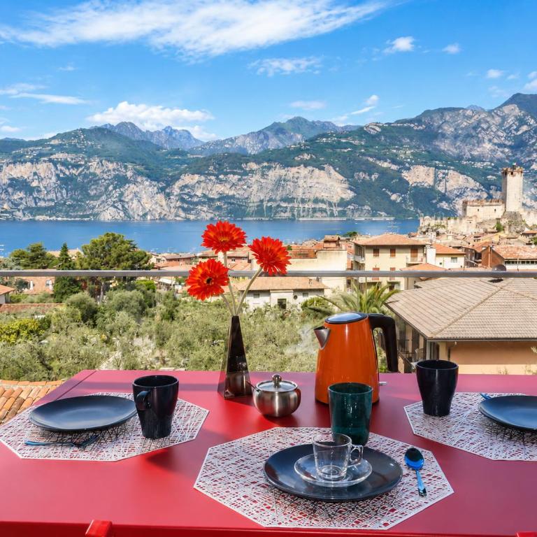 Blue Sky Garda - Sunset - Deluxe Apartment mit Balkon und 2 Schlafzimmern - 7