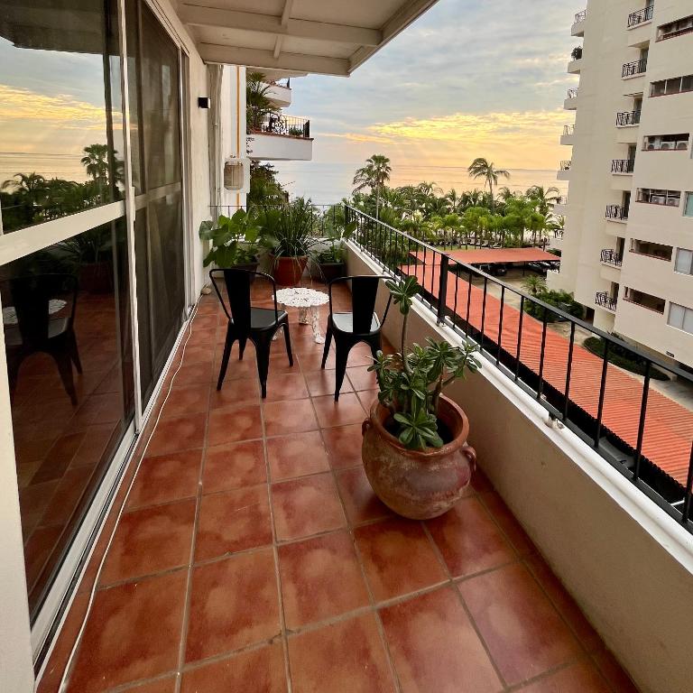 Cozy PH in the heart Romantic Zone - One-Bedroom Apartment - 33