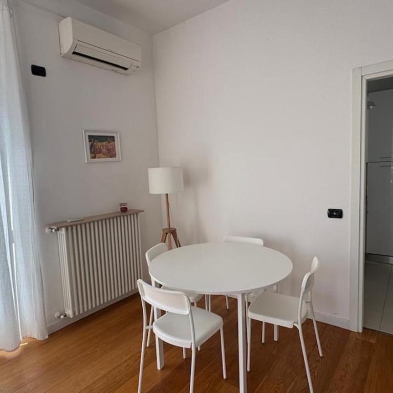 Sunny apartment Como 15m walking from the lake - Apartment mit 1 Schlafzimmer - 3