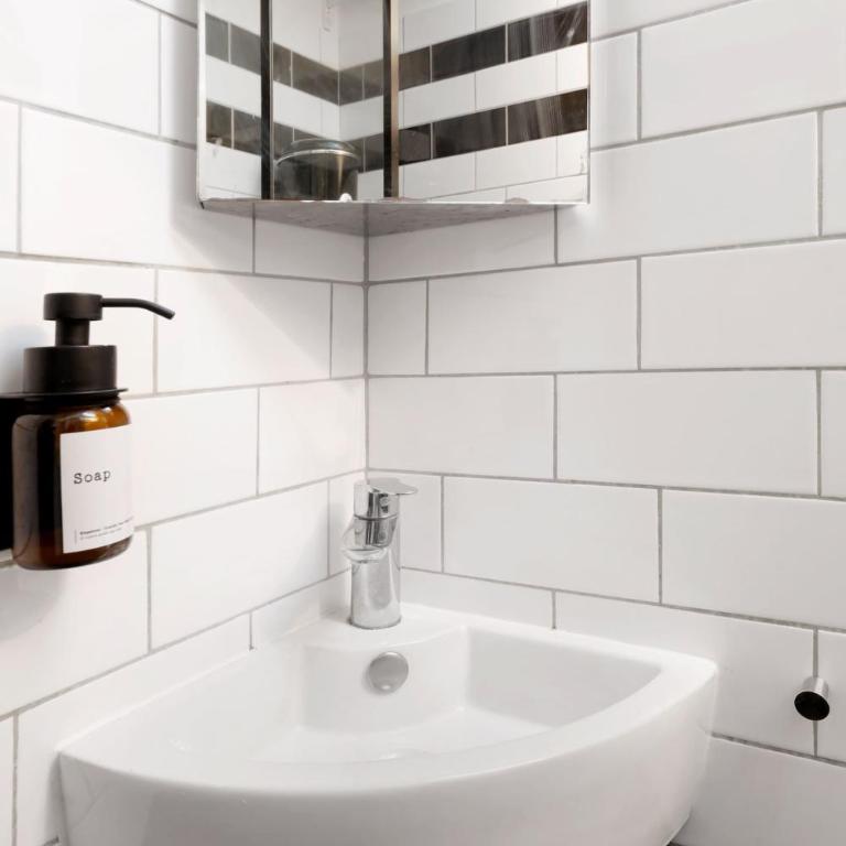 BnBNova - Le Marais Studio - Place des Vosges - Studio - 18