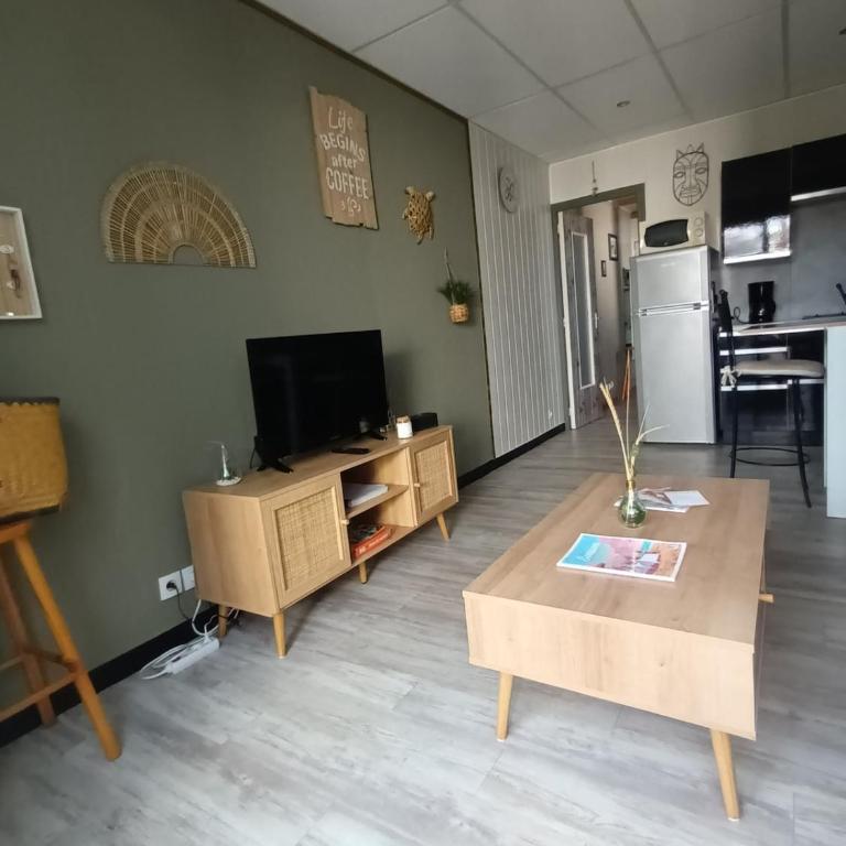 Logement 4 personnes à 300m de la plage - Maison 2 Chambres - 9