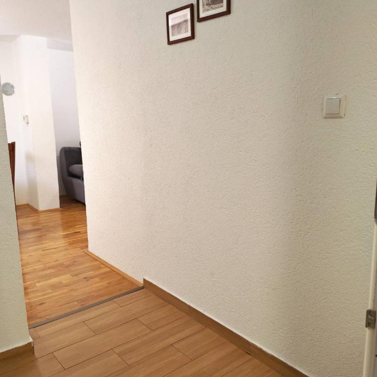 Checkpoint apartment Sarajevo - Apartment mit 2 Schlafzimmern und Terrasse - 5