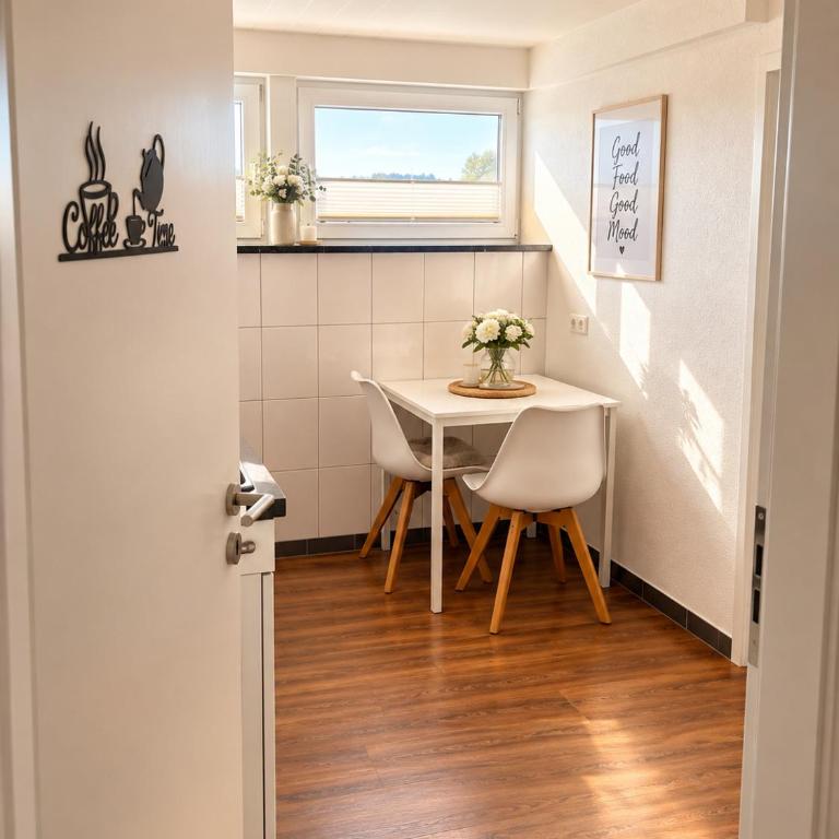 Gemütlich und ruhige Unterkunft - Apartment mit Aussicht und Balkon - 11