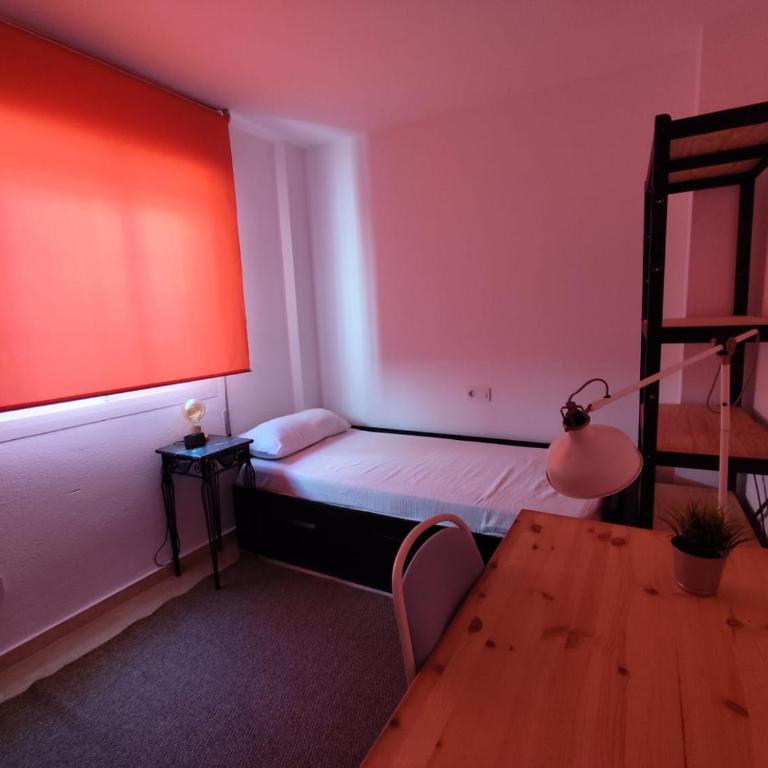 Confortable habitación céntrica en piso privado - Großes Einzelzimmer - 3