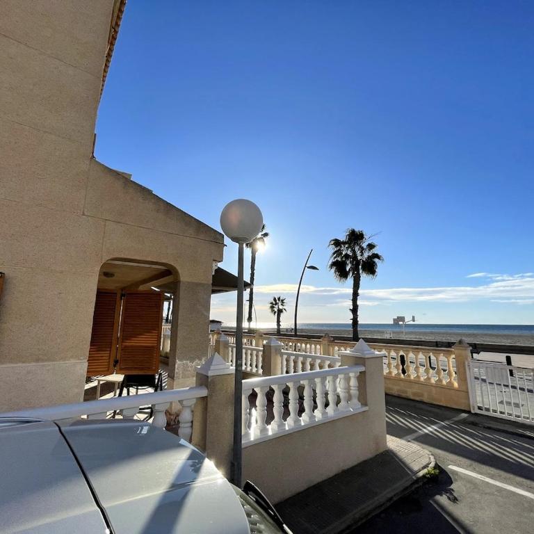 Casa en primera linea de playa Tamarit - Casa - 5
